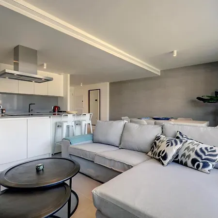 Oasis 325, Shain Luxury *